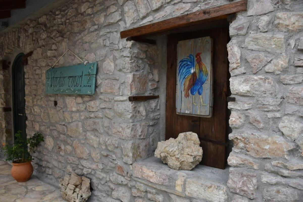 Kalavrita Winter Retreat - Homely Spacious Chalet Ano Vlasia Exterior photo